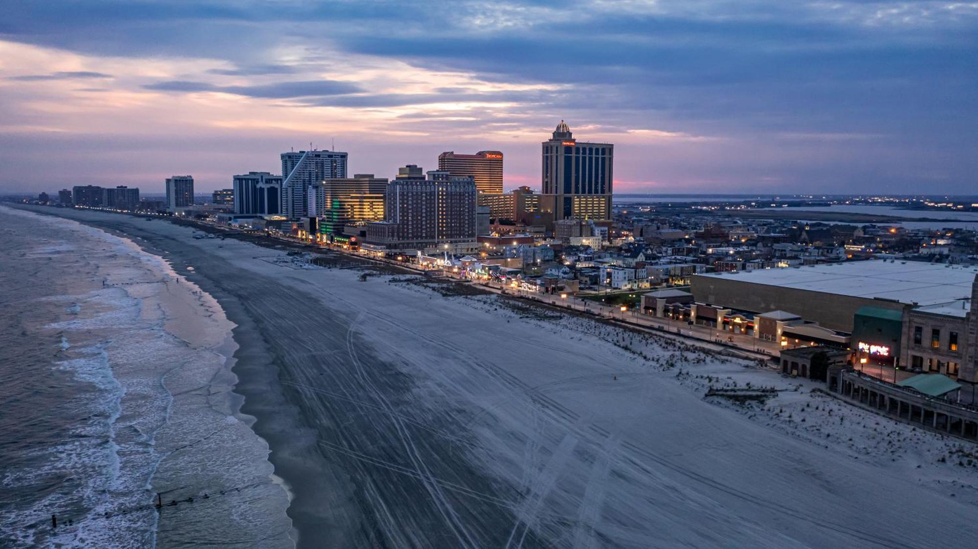 Tropicana Casino And Resort Atlantic City Exteriör bild Atlantic Ocean shoreline in Atlantic City