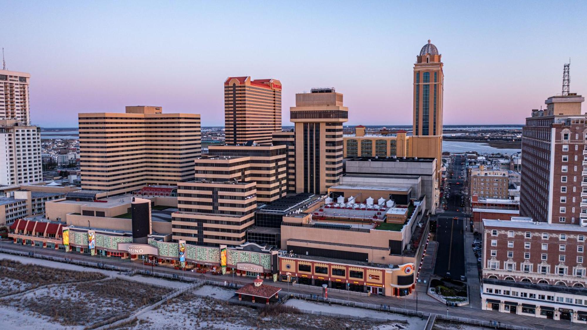 Tropicana Casino And Resort Atlantic City Exteriör bild Atlantic City skyline