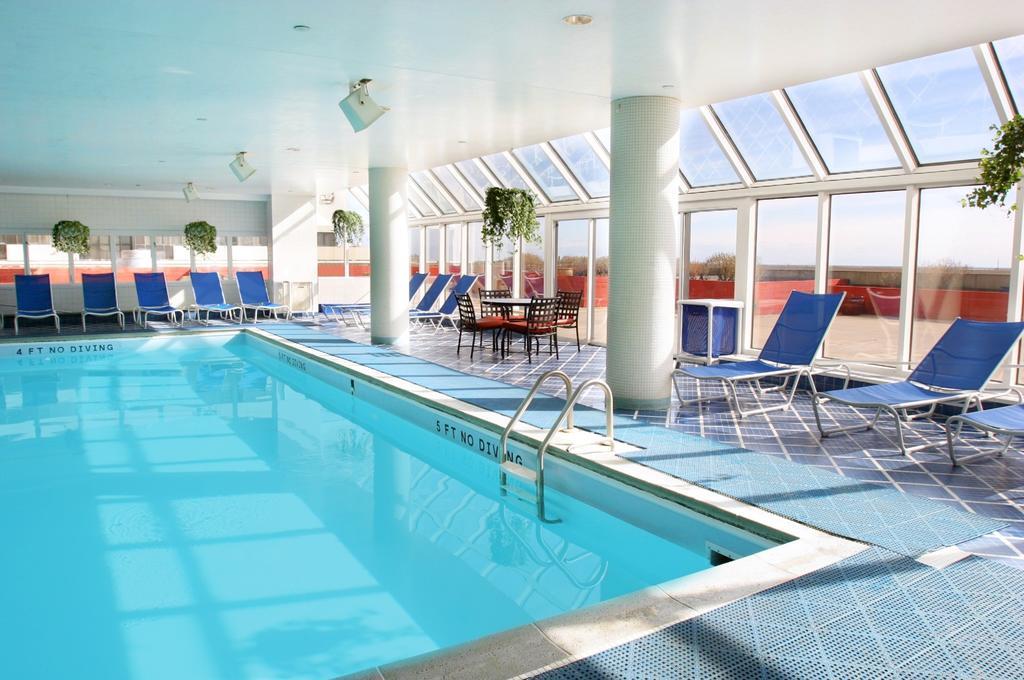 Tropicana Casino And Resort Atlantic City Exteriör bild Swimming pool